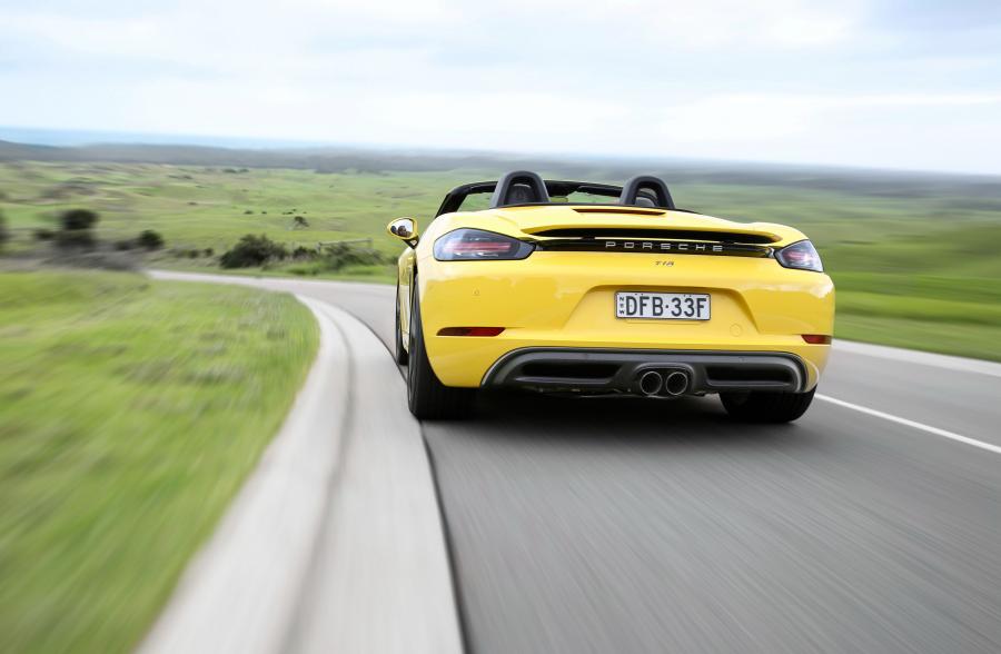  Porsche 718 Boxster S 2016 года  (AU) (фото 21 из 30)